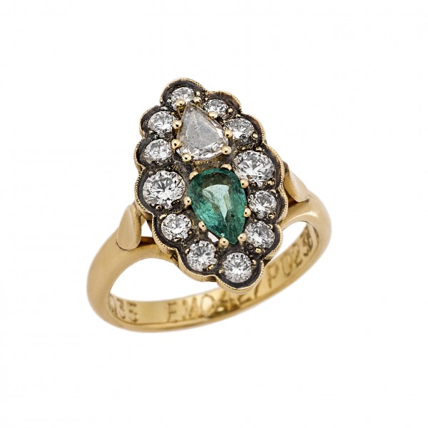 Ring yellow gold 18carats with Emerald 0.42ct and diamonds 1.19ct